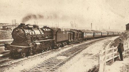 Vehicle - Rail - Passenger Train - Steam - Epoch II