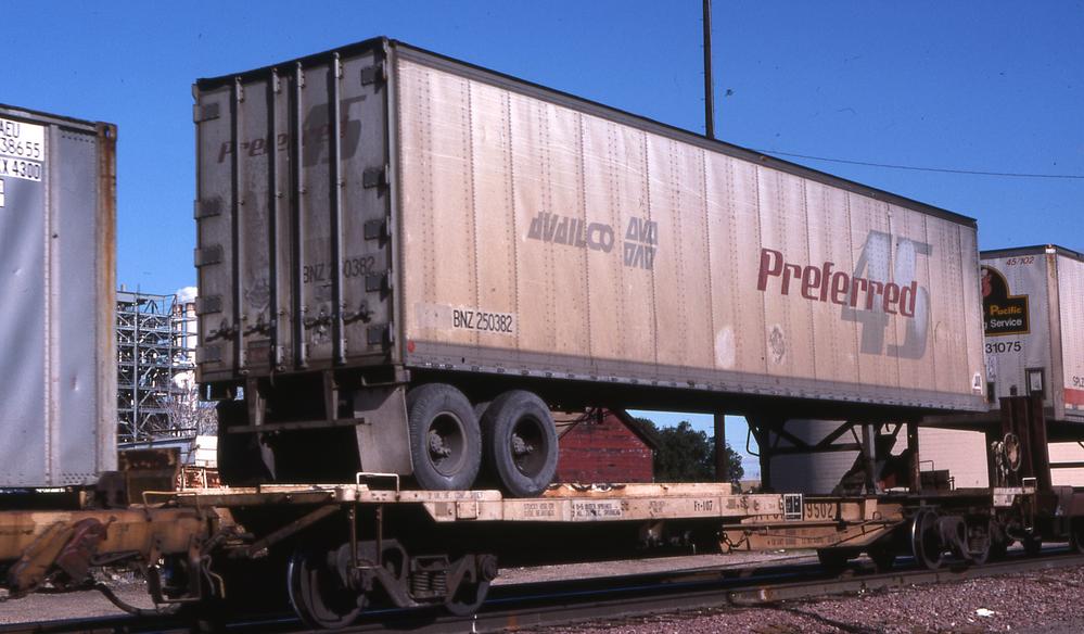 Vehicle - Intermodal - Rolling Stock (Freight) - Front Runner