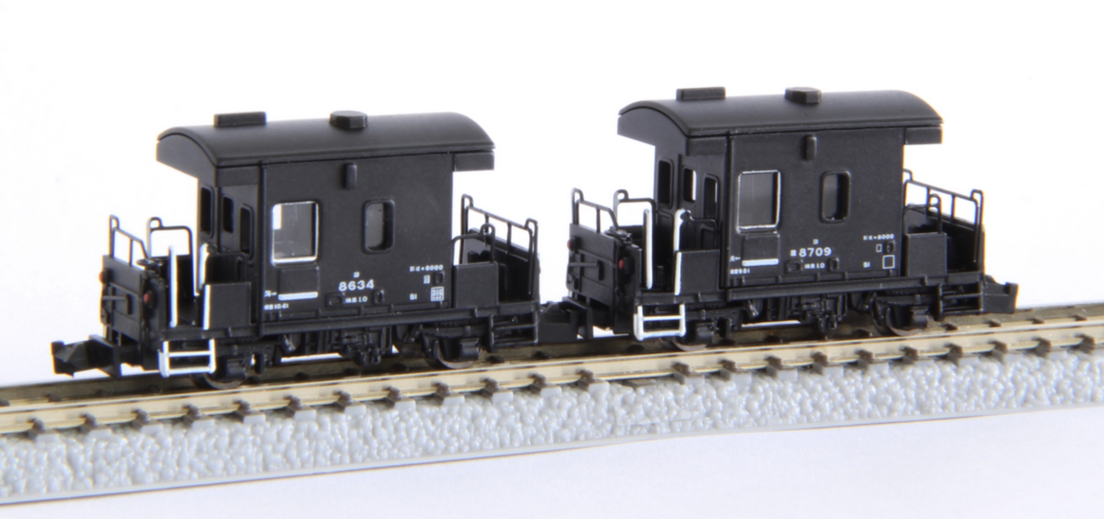 Z Scale - Rokuhan - T032-1 - Caboose, YO 8000 - Tobu Railway - 2-Pack