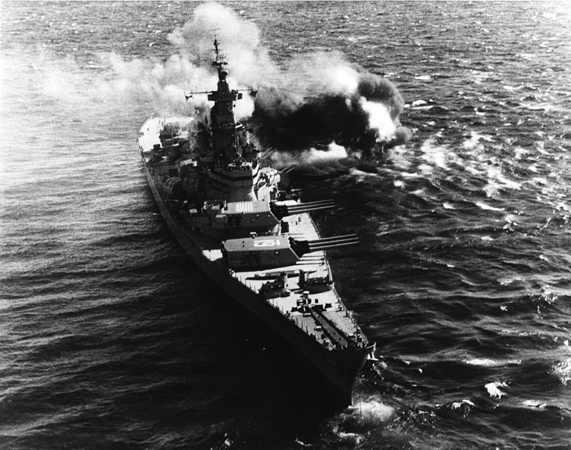 Warship - USS Iowa (BB-61) - Battleship